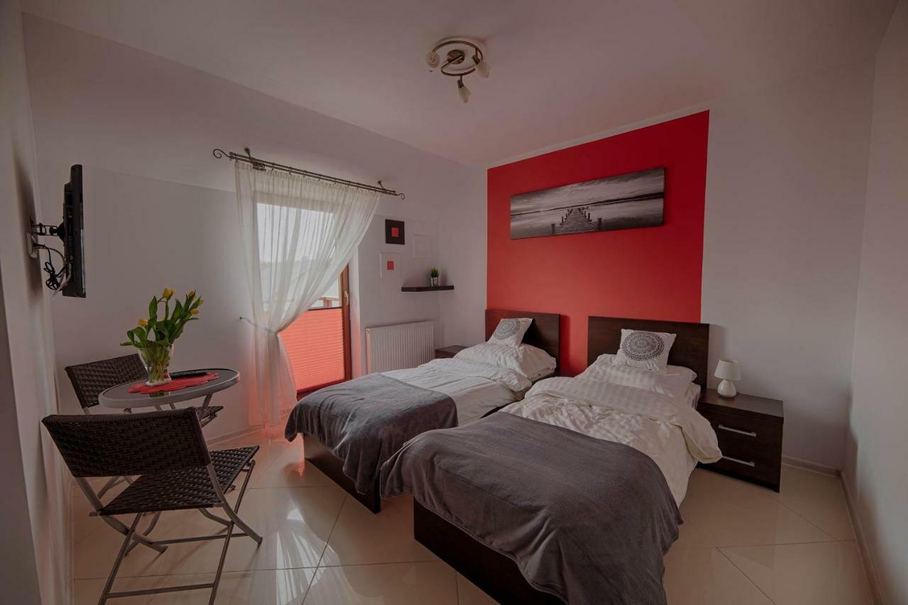 4 Strony Swiata Apartment Jaroslawiec Bagian luar foto